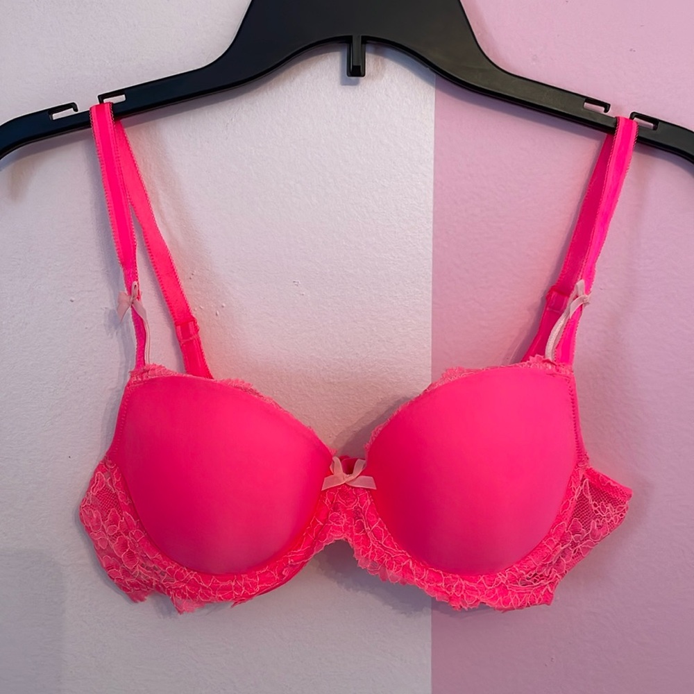 Victoria’s Secret Hot Pink Dream Angles Lace Bra with Bows, Size 34B